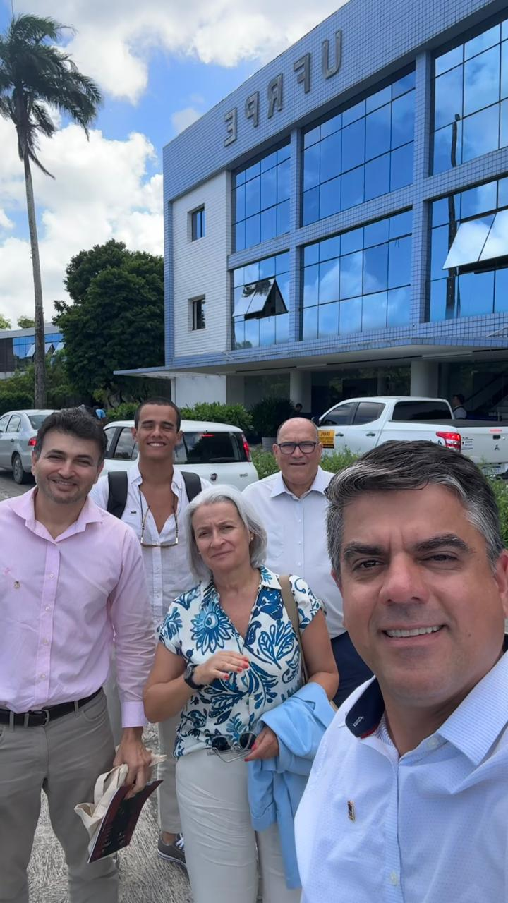 Recepção de representantes da Universidade de Évora, de Portugal.